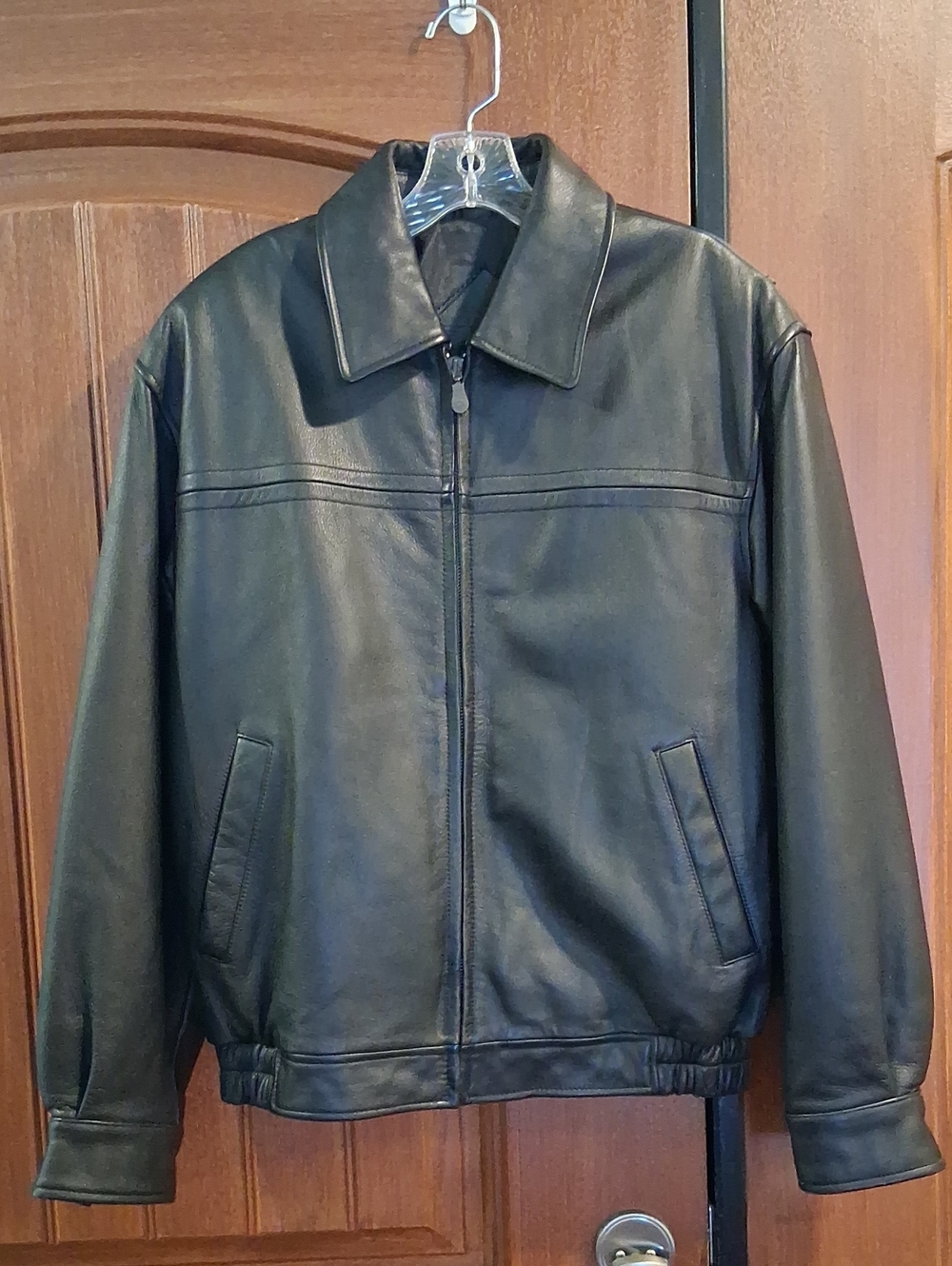 Roundtree & Yorke Leather Bomber Jacket